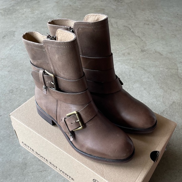 T&B Distress Pull Leather Strapped/Buckled Zip-Up Biker/Punk Boots 7 Womens - Picture 4 of 8